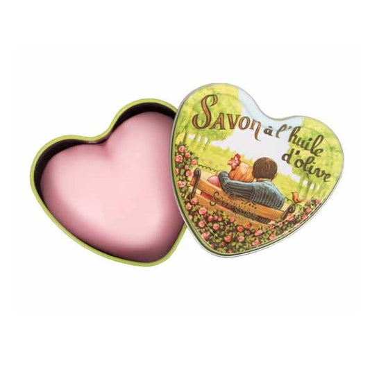 La boîte métallique "Heart" de La Savonnerie de Nyons contient un savon à la rose de 3.5oz/100g