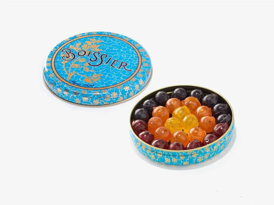 Savor the exquisite taste of Maison Boissier's Hard Candy Fruits Collection. This 70g tin offers a luxurious blend of orange, lemon, blueberry, and cherry flavors, perfect for candy connoisseurs.