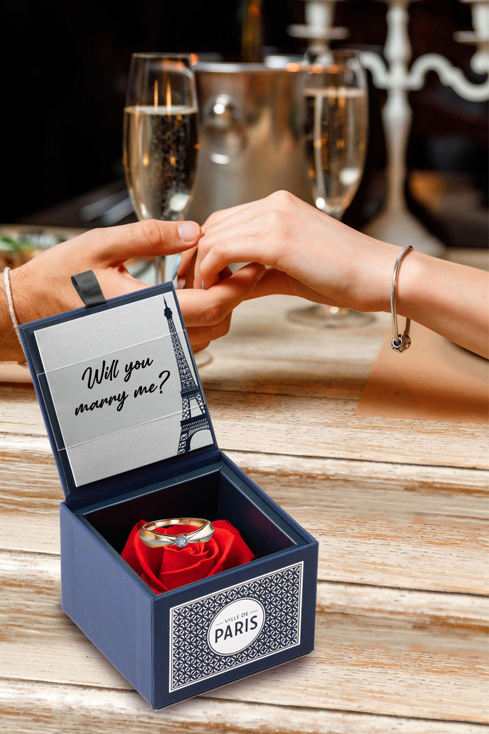 Our Ville de Paris Eternity Roses Box is the perfect choice for Valentine's Day, birthdays, Mother's Day, marriage proposals, weddings, anniversaries, Christmas, or any other significant moments in a woman's life.