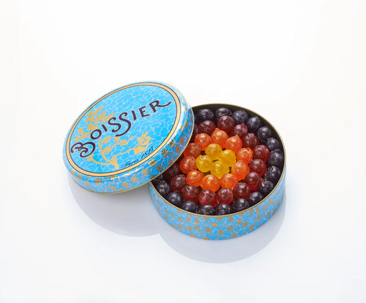 Indulge in the exquisite flavors of Maison Boissier's Hard Candy Fruits. This 275g tin features a premium blend of orange, lemon, blueberry, and cherry flavors, perfect for connoisseurs of fine sweets.