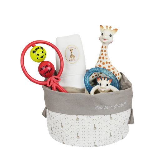 We are excited to introduce our charming Sophie la Girafe baby gift set, which has been carefully selected to appeal to both boys and girls.