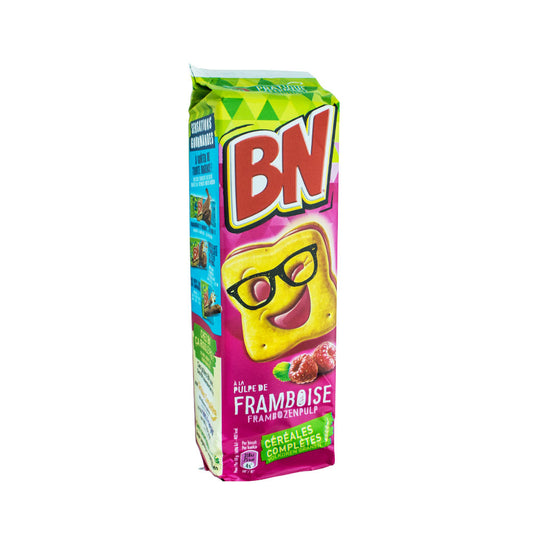 Since 1933, BN has been producing a famous biscuit that has become a must: the BN. A devastating and legendary smile, a super generous filling between two cereal biscuits, all in a re-sealable package to keep them crispy.