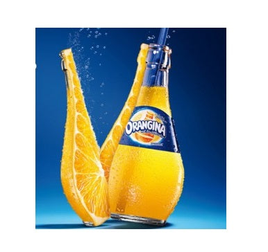 Discover the shaken and refreshing recipe of Orangina with an incomparable taste.