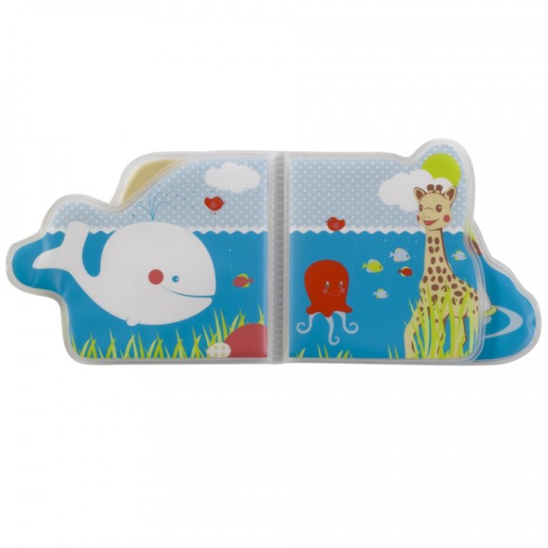 Sophie la Girafe Bath Book, with its vibrant and captivating colors, encourages imaginative play, inspiring you and your child to weave limitless stories.